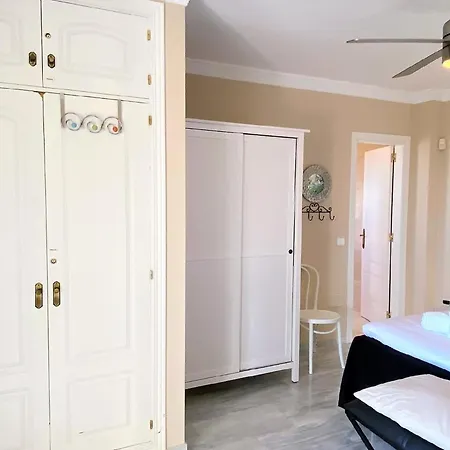 Fuer 6 Personen Ca 100 Qm In Nerja, Andalusien Costa Del Sol * نيرخا