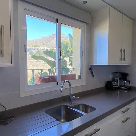 Fuer 6 Personen Ca 100 Qm In Nerja, Andalusien Costa Del Sol نيرخا